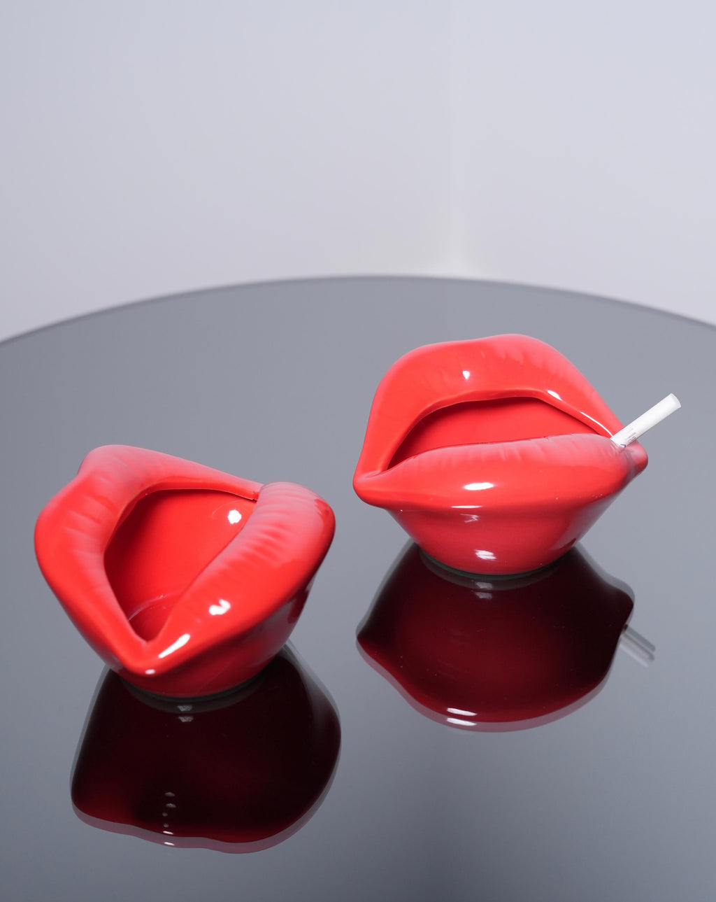 Red Lips Ashtrays