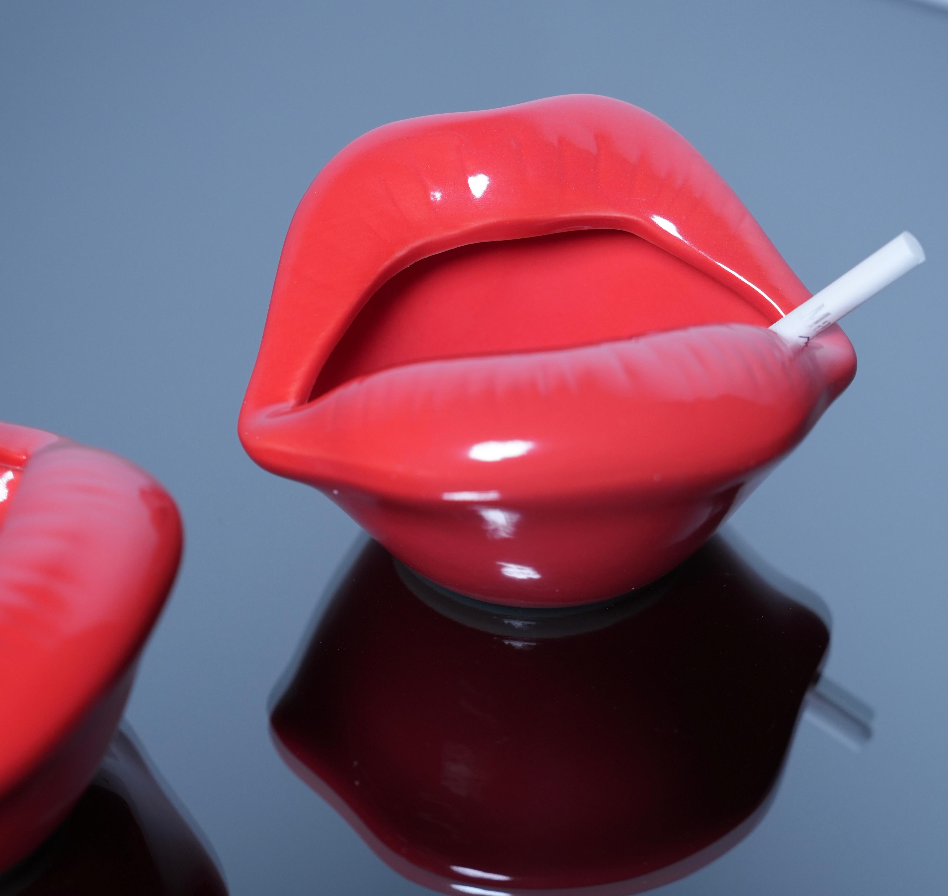 Red Lips Ashtrays