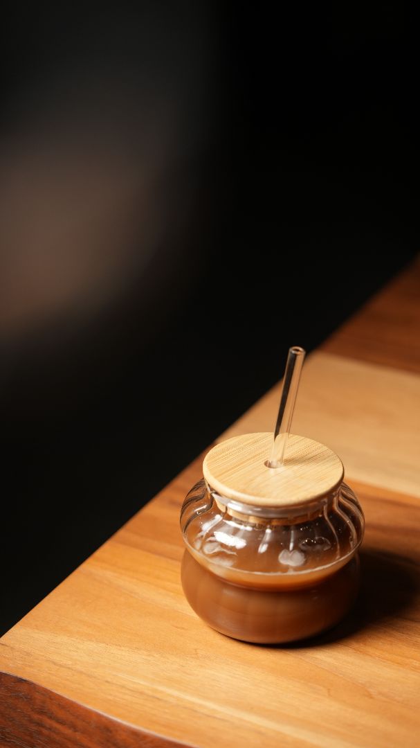 Glass Iced Coffee Cup With Lid & Straw